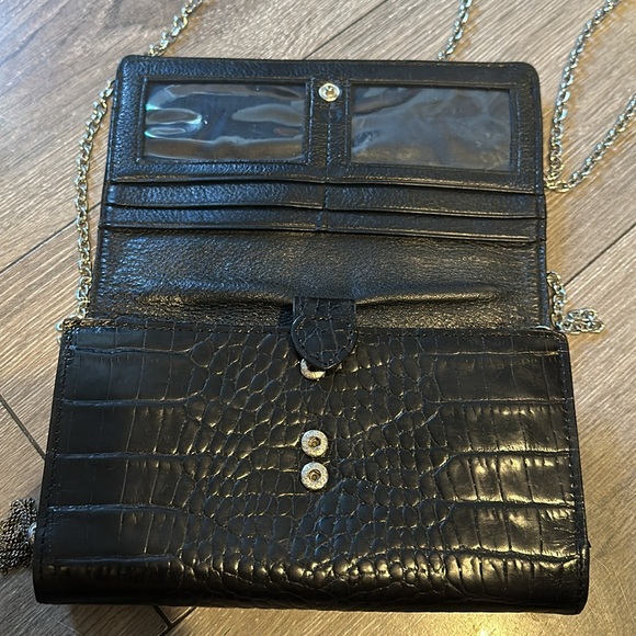 Brighton black leather wallet crossbody with silver hardware. - Picture 7 of 13